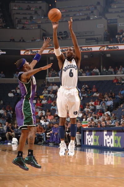 额略低于内 额略低于内