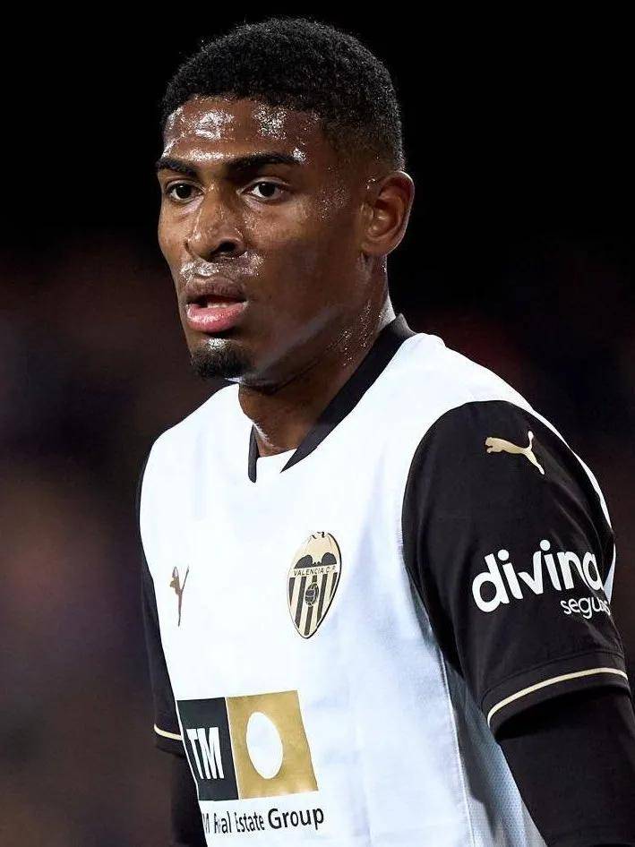 中足联与西 中足联与西