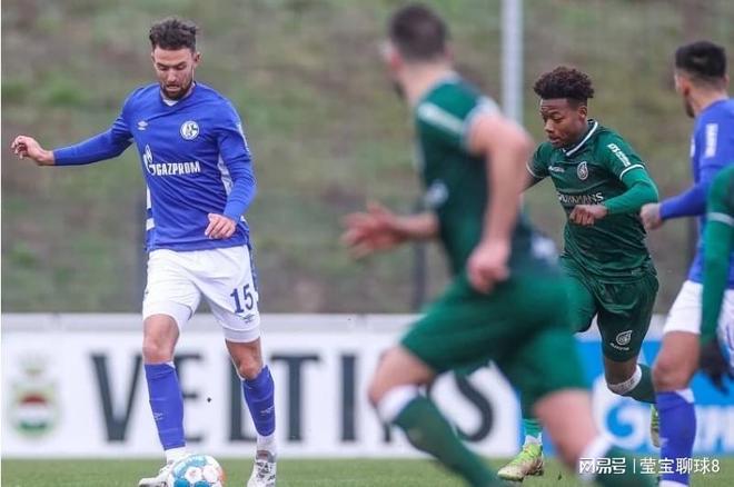 青岛男篮与 青岛男篮与